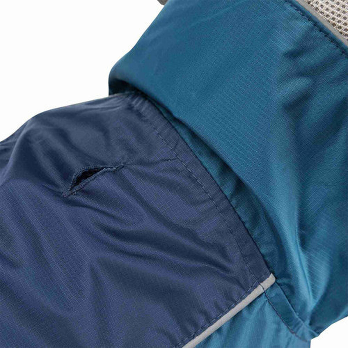 V5H128ABCE7B539C90C3CB9095885331A57R7441004P6