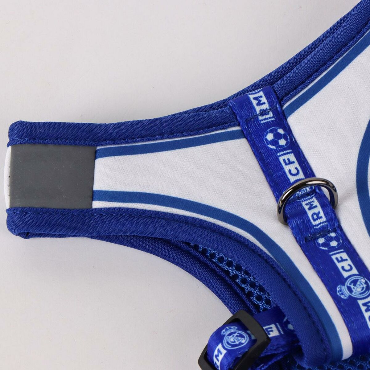 V2HA812C52D600F82D681F86A6B93F802C0R7163678P3